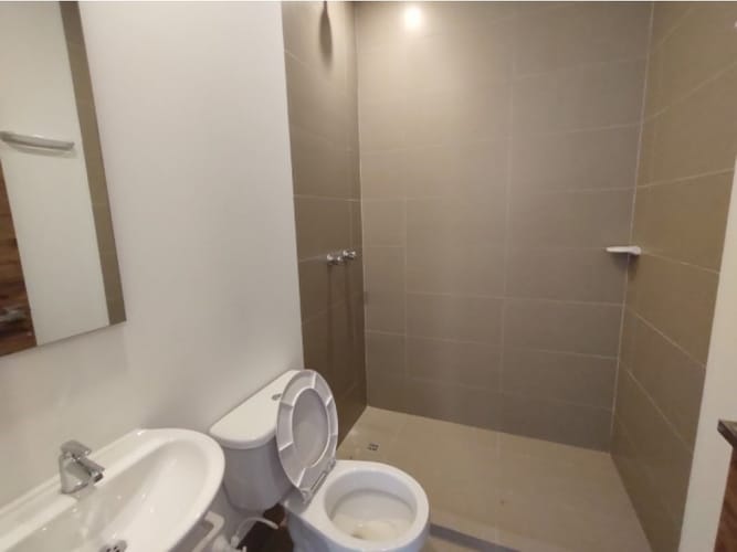 Casa de 3 alcobas en venta en Vía Las Palmas, Envigado, 433 m² · foto 4 de 17