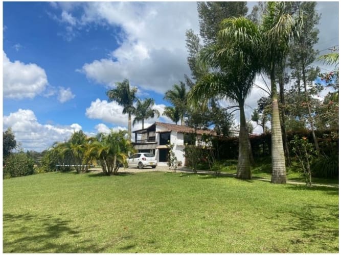 Casa de 5 alcobas en venta en San Antonio De Pereira, El Carmen de Viboral, 330 m² · foto 7 de 20