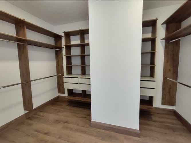 Casa de 3 alcobas en venta en Vía Las Palmas, Envigado, 433 m² · foto 8 de 17