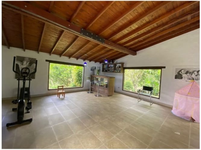 Casa de 5 alcobas en venta en San Antonio De Pereira, El Carmen de Viboral, 330 m² · foto 9 de 20