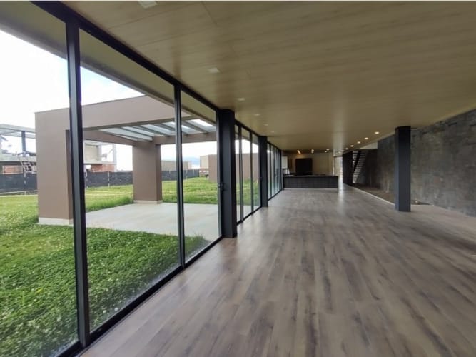 Casa de 3 alcobas en venta en Vía Las Palmas, Envigado, 433 m² · foto 11 de 17