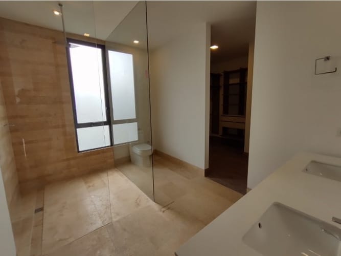 Casa de 3 alcobas en venta en Vía Las Palmas, Envigado, 433 m² · foto 13 de 17