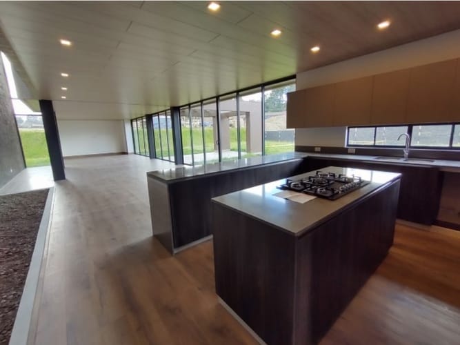 Casa de 3 alcobas en venta en Vía Las Palmas, Envigado, 433 m² · foto 16 de 17