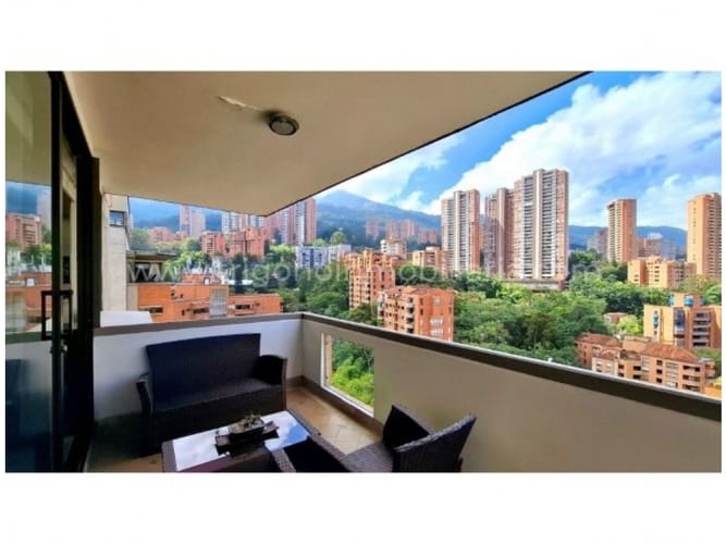 Apartamento de 4 alcobas en venta en Los Balsos, Medellín, 405 m² · foto 9 de 15