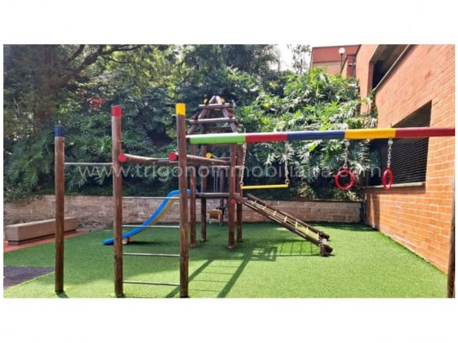 Apartamento de 4 alcobas en venta en Los Balsos, Medellín, 405 m² · foto 13 de 15