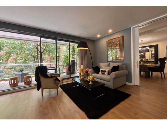 Apartamento de 3 alcobas en venta en La Cabrera, Bogotá, 395 m² · foto 3 de 21