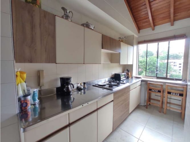 Apartamento de 4 alcobas en venta en Urbanizacion Villa Linda, Medellín, 166 m² · foto 4 de 15