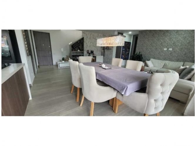 Apartamento de 3 alcobas en venta en Uribe Angel, Envigado, 275 m² · foto 7 de 17