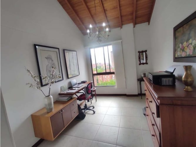 Apartamento de 4 alcobas en venta en Urbanizacion Villa Linda, Medellín, 166 m² · foto 8 de 15
