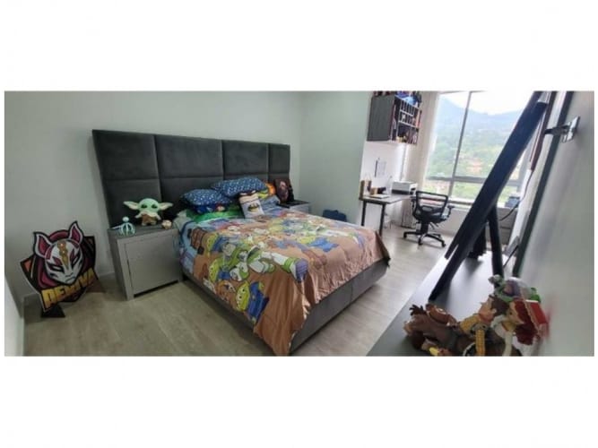 Apartamento de 3 alcobas en venta en Uribe Angel, Envigado, 275 m² · foto 13 de 17