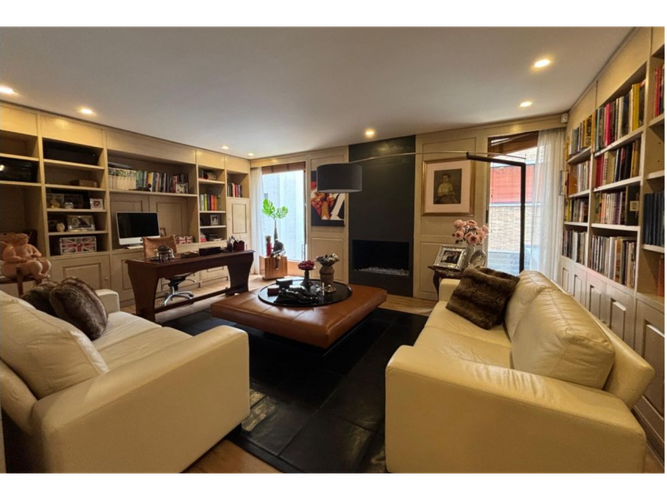 Apartamento de 3 alcobas en venta en La Cabrera, Bogotá, 395 m² · foto 13 de 21