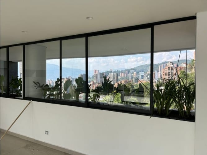 Apartamento de 3 alcobas en venta en Alejandría, Medellín, 230 m² · foto 3 de 19