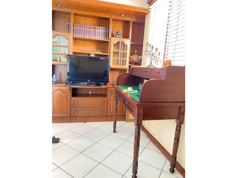 Apartamento en venta en El Poblado, Medellín · foto 11 de 12