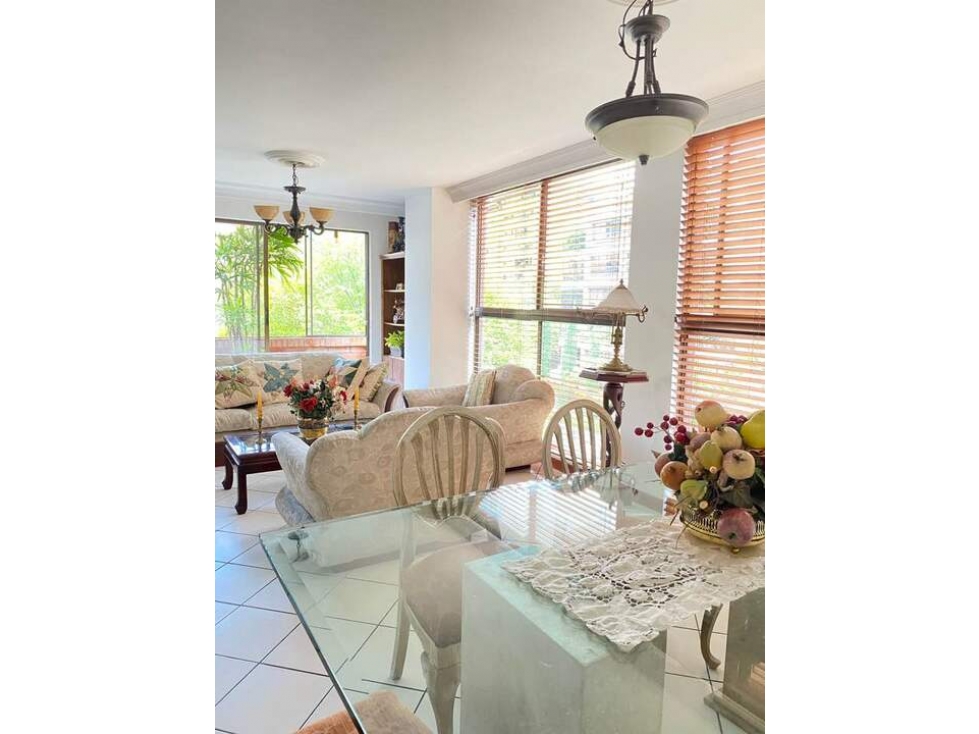 Apartamento en venta en El Poblado, Medellín · foto 12 de 12