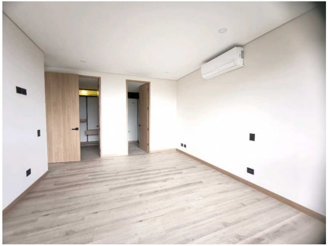 Apartamento de 2 alcobas en venta en Altos Del Poblado, Medellín, 113 m² · foto 12 de 20