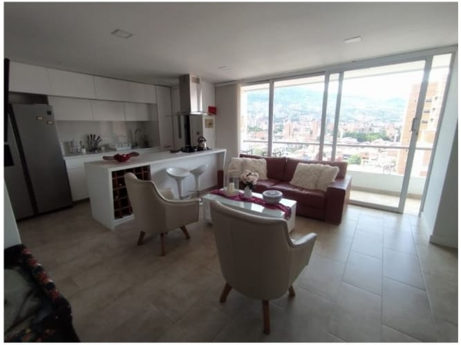 Apartamento en venta en Laureles, Medellín · foto 2 de 24