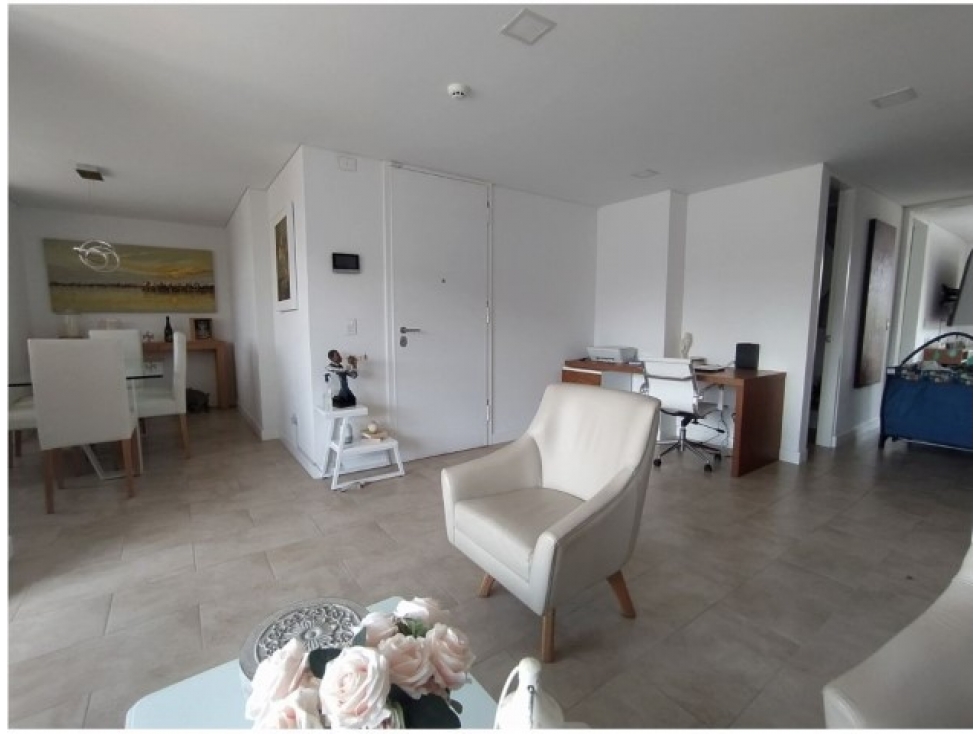 Apartamento en venta en Laureles, Medellín · foto 4 de 24