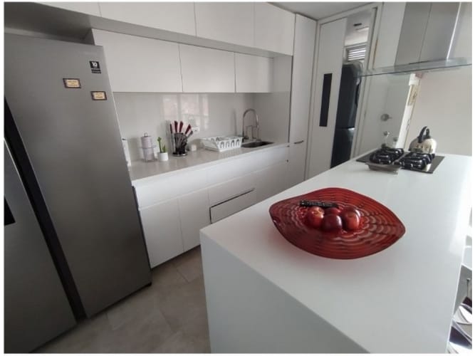 Apartamento en venta en Laureles, Medellín · foto 8 de 24