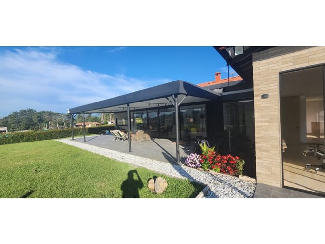 Casa de 5 alcobas en venta en El Tambo, La Ceja, 356 m² · foto 2 de 24