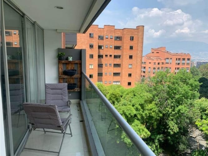 Apartamento de 3 alcobas en venta en Santa María De Los Ángeles, Medellín, 141 m² · foto 2 de 15