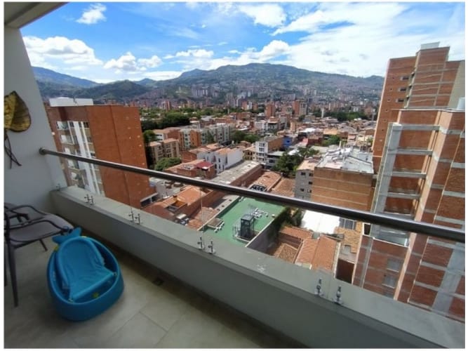 Apartamento en venta en Laureles, Medellín · foto 22 de 24