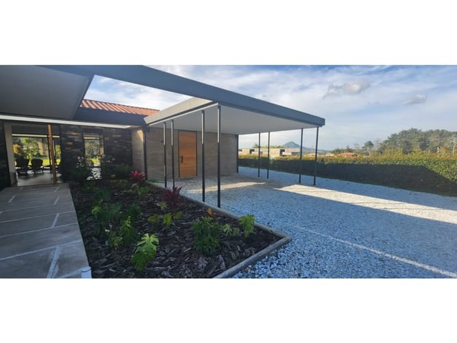 Casa de 5 alcobas en venta en El Tambo, La Ceja, 356 m² · foto 15 de 24