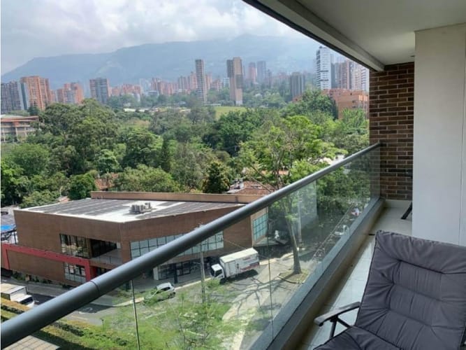 Apartamento de 3 alcobas en venta en Santa María De Los Ángeles, Medellín, 141 m² · foto 13 de 15