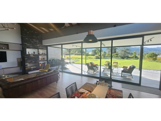 Casa de 5 alcobas en venta en El Tambo, La Ceja, 356 m² · foto 24 de 24