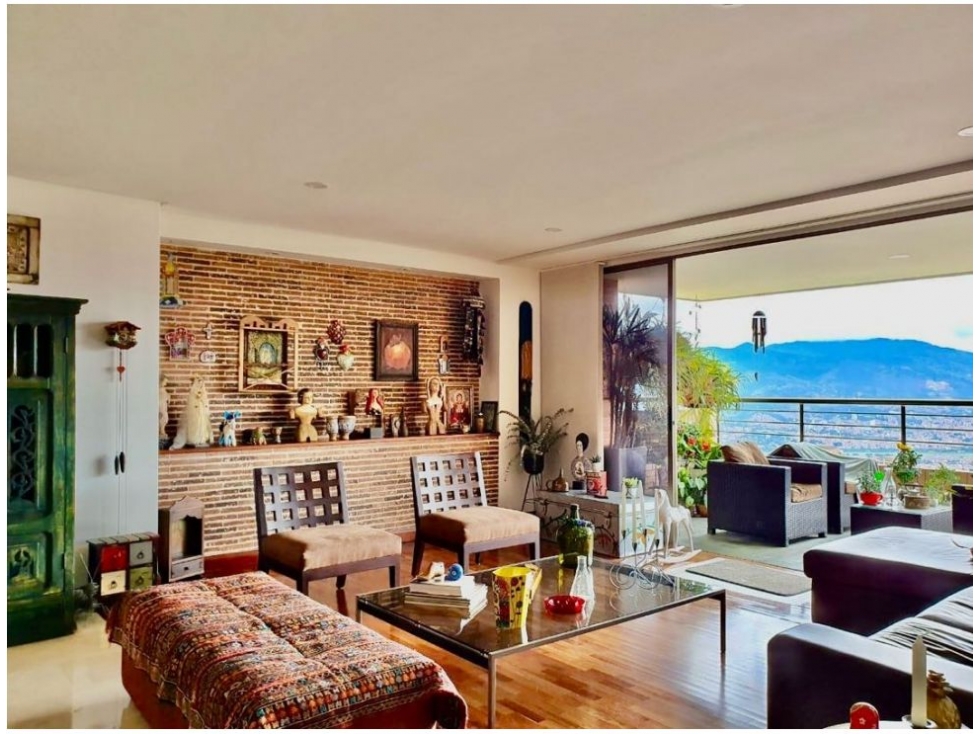 Apartamento de 3 alcobas en venta en El Poblado, Medellín, 210 m² · foto 3 de 20