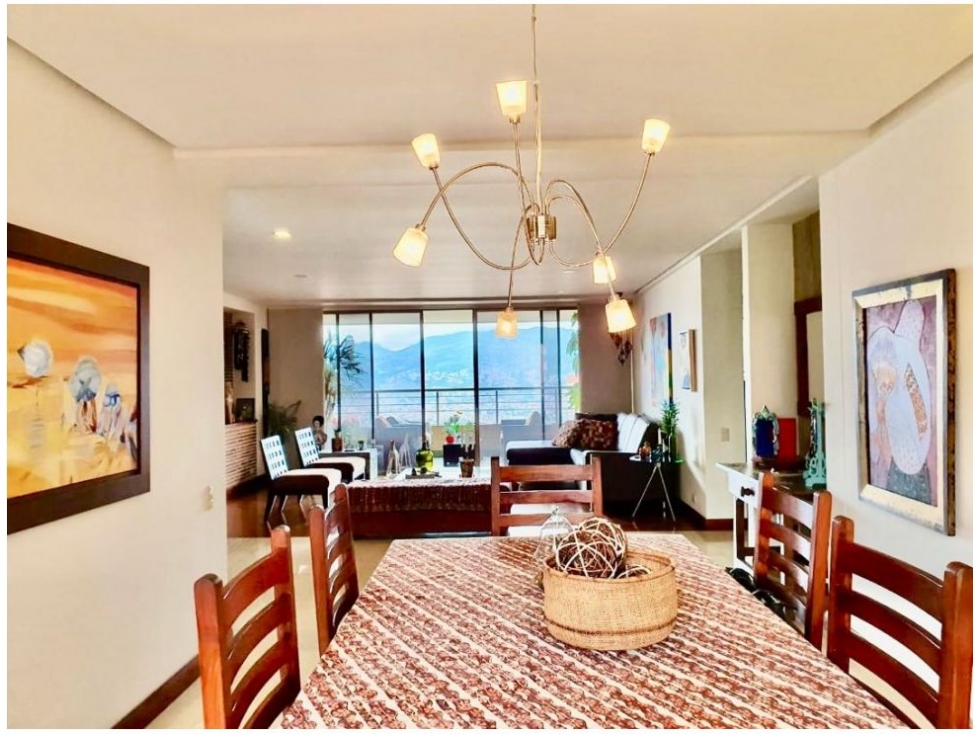 Apartamento de 3 alcobas en venta en El Poblado, Medellín, 210 m² · foto 6 de 20