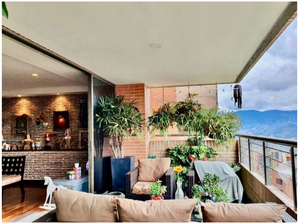 Apartamento de 3 alcobas en venta en El Poblado, Medellín, 210 m² · foto 20 de 20