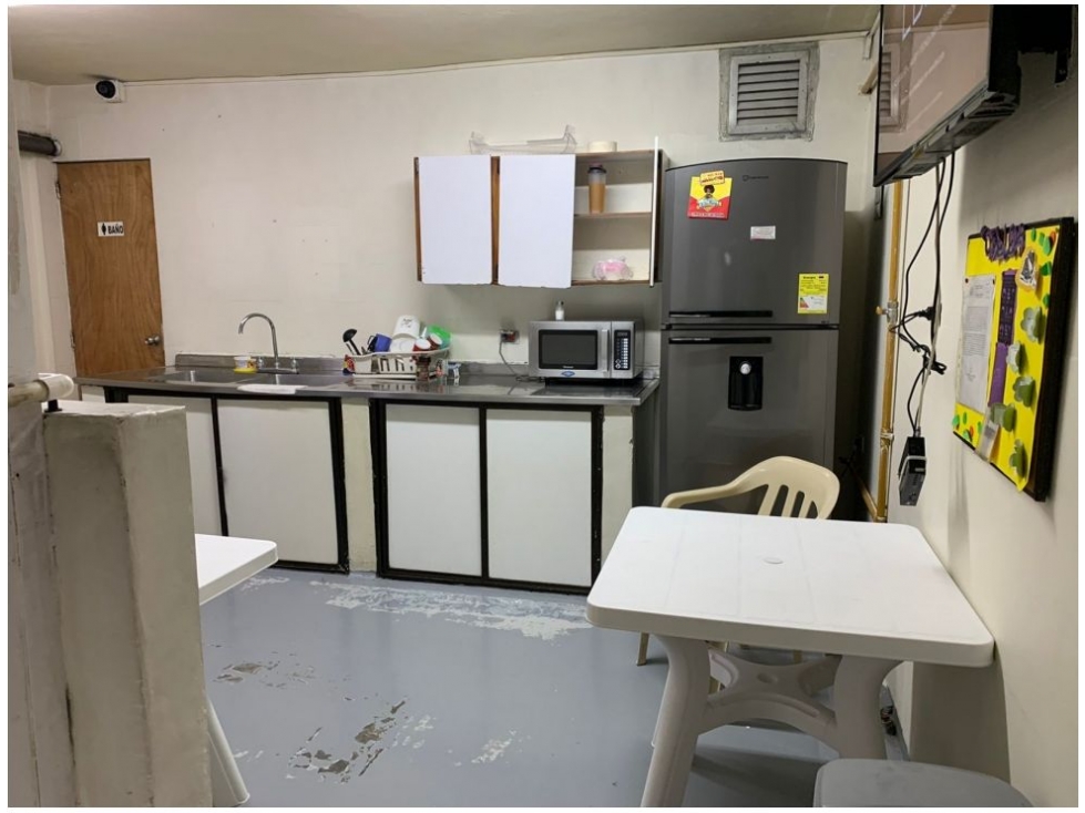 Bodega en venta en Cristo Rey, Medellín, 950 m² · foto 23 de 24