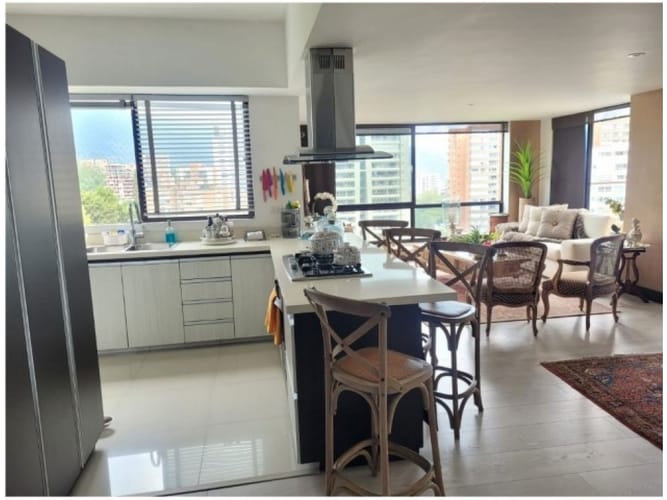 Apartamento en venta en El Poblado, Medellín · foto 7 de 23