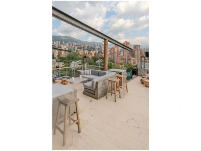 Casa de 1 alcoba en venta en Villa Carlota, Medellín, 26 m² · foto 7 de 18
