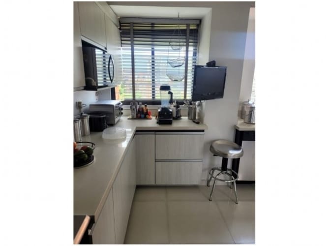 Apartamento en venta en El Poblado, Medellín · foto 9 de 23