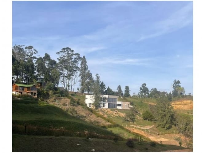 Casa de 3 alcobas en venta en Garrido, Guarne, 270 m² · foto 6 de 14