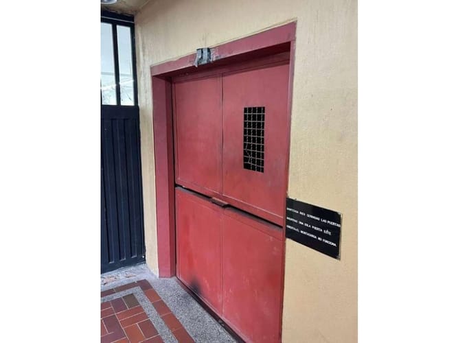 Bodega en venta en Belén, Medellín, 1880 m² · foto 10 de 11