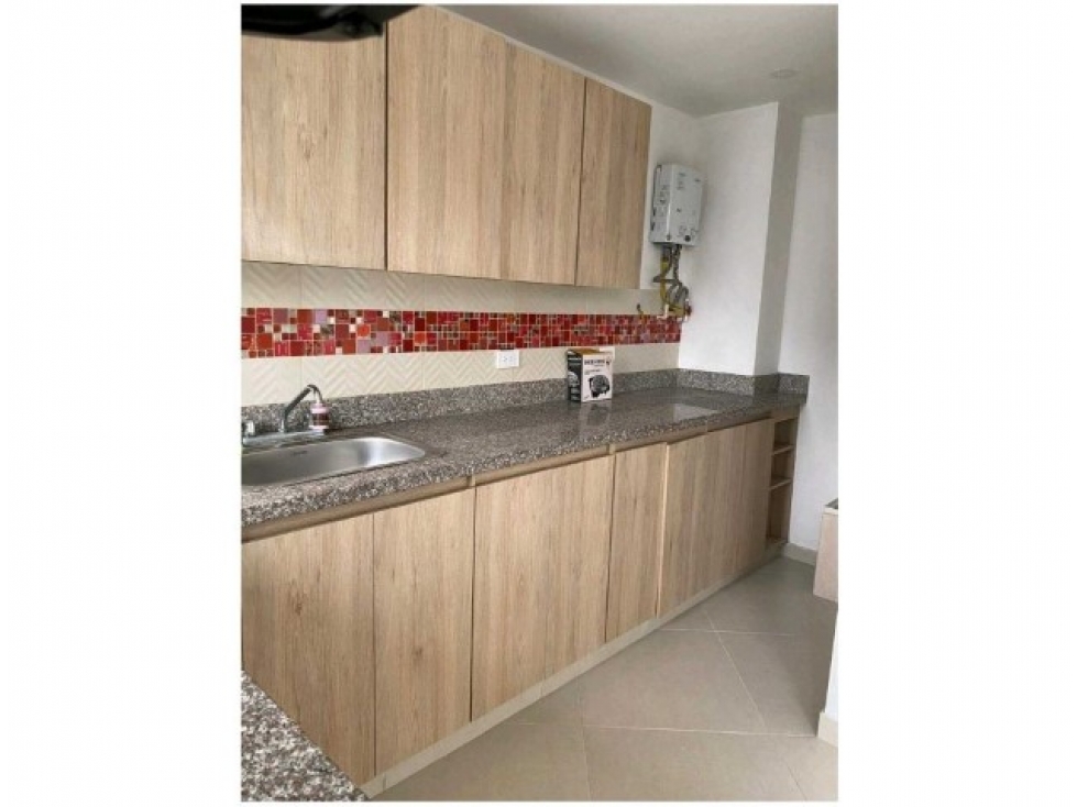 Apartamento en venta en Los Naranjos, Envigado · foto 3 de 14