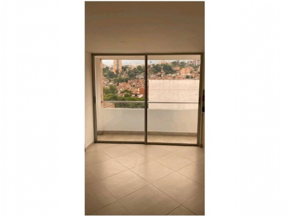 Apartamento en venta en Los Naranjos, Envigado · foto 4 de 14