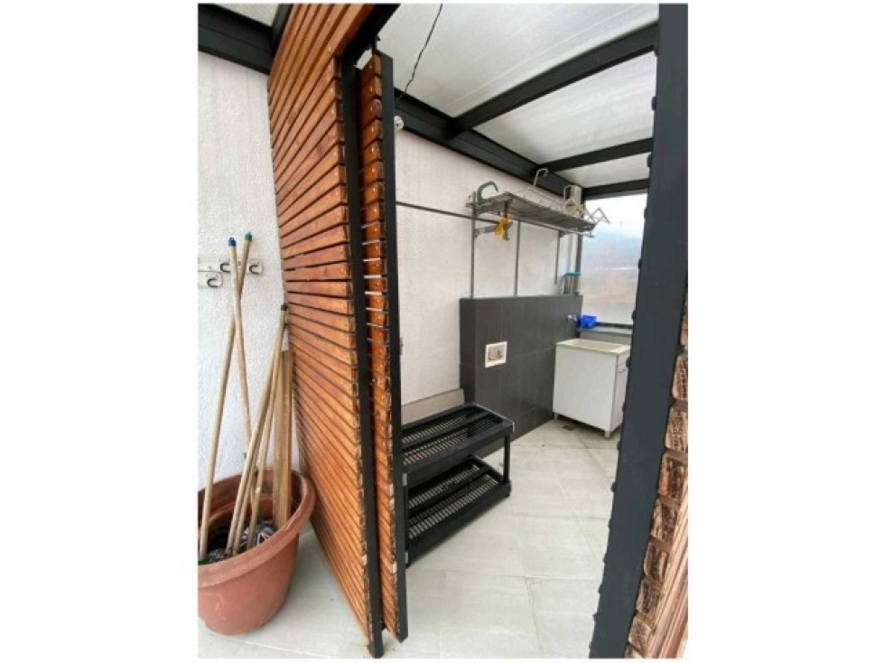 Apartamento en venta en Los Naranjos, Envigado · foto 8 de 14