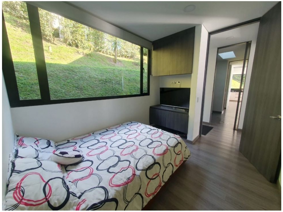 Casa de 2 alcobas en venta en Loma Del Escobero, Envigado, 300 m² · foto 4 de 24