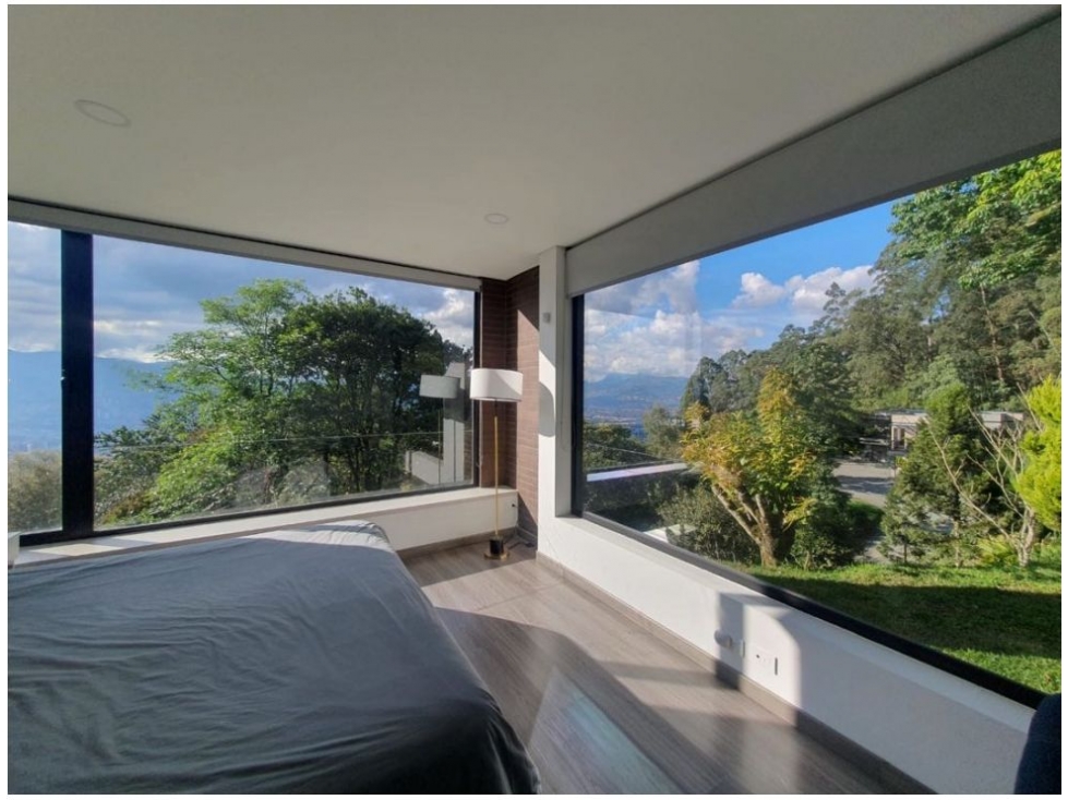 Casa de 2 alcobas en venta en Loma Del Escobero, Envigado, 300 m² · foto 13 de 24
