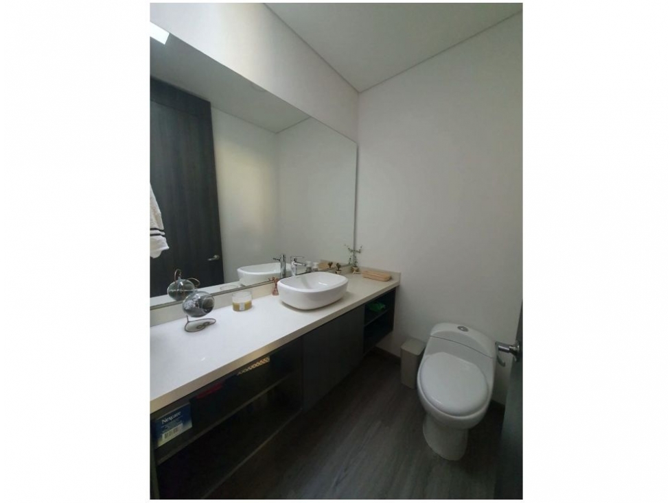 Casa de 2 alcobas en venta en Loma Del Escobero, Envigado, 300 m² · foto 14 de 24