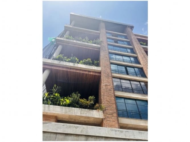 Apartamento de 3 alcobas en venta en Las Lomas, Medellín, 306 m² · foto 3 de 14