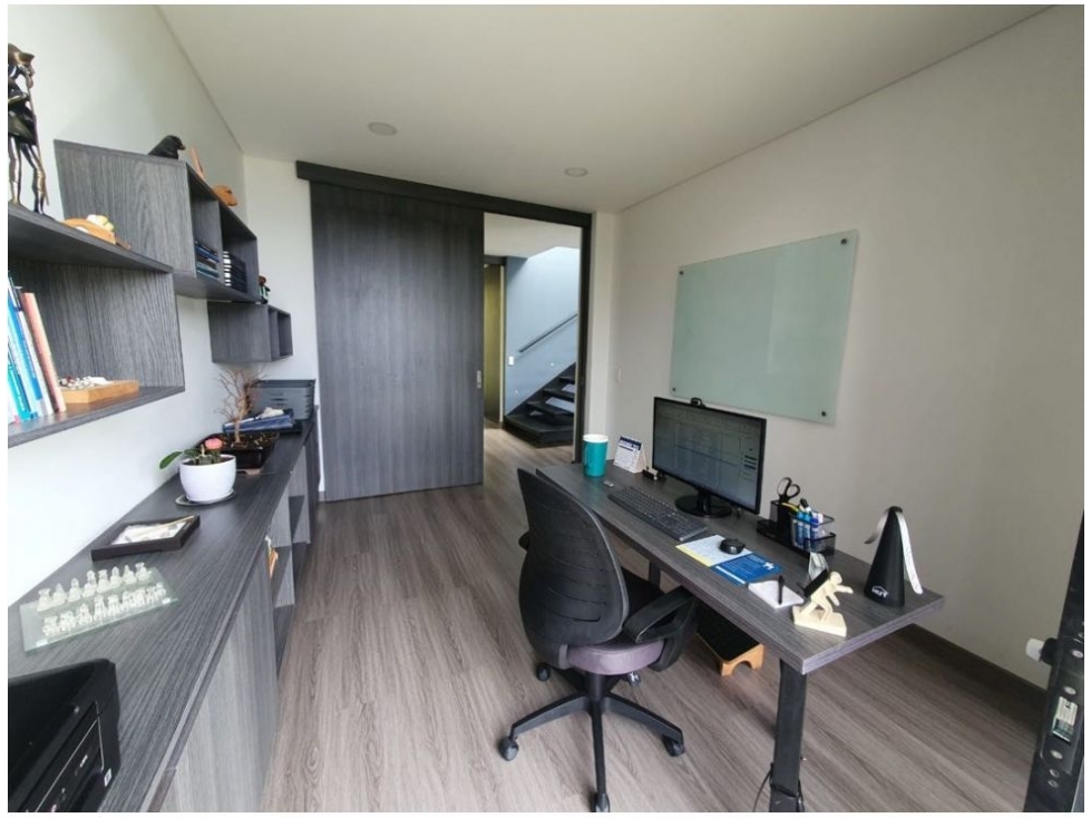 Casa de 2 alcobas en venta en Loma Del Escobero, Envigado, 300 m² · foto 16 de 24
