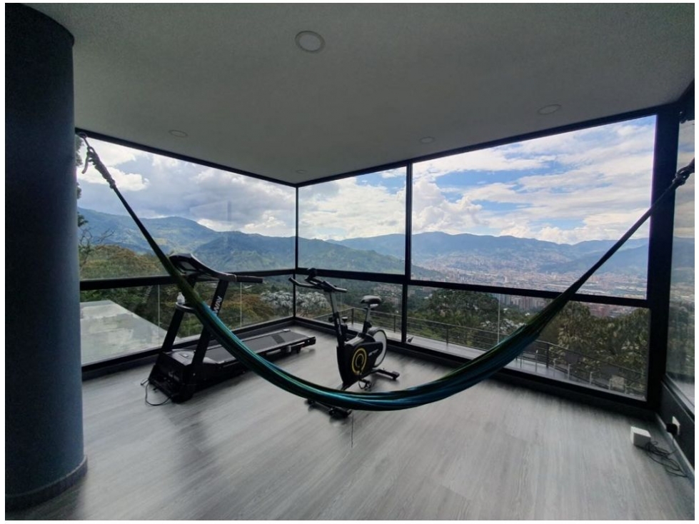 Casa de 2 alcobas en venta en Loma Del Escobero, Envigado, 300 m² · foto 17 de 24