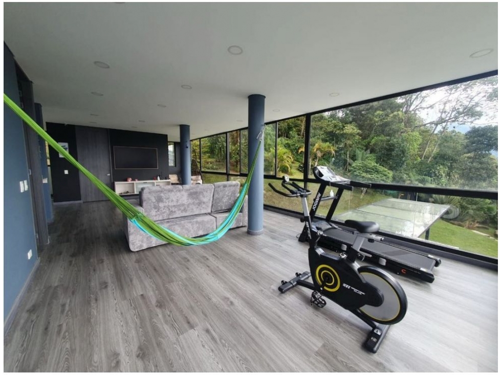 Casa de 2 alcobas en venta en Loma Del Escobero, Envigado, 300 m² · foto 22 de 24