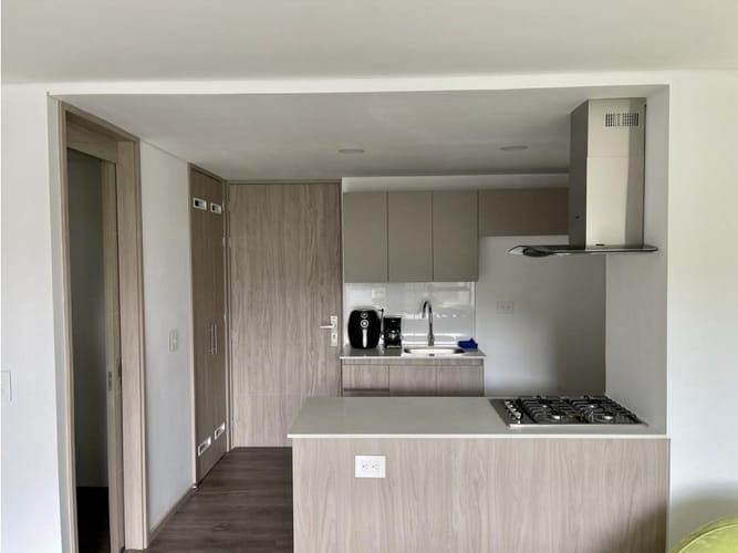Apartamento de 1 alcoba en venta en Llano Grande, Rionegro, 557 m² · foto 3 de 14