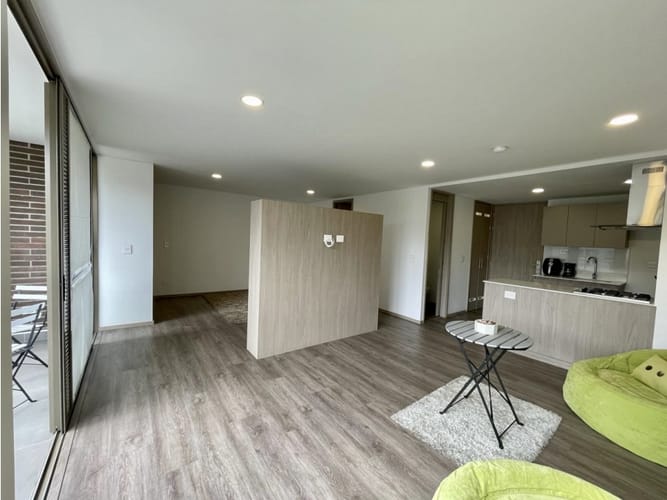 Apartamento de 1 alcoba en venta en Llano Grande, Rionegro, 557 m² · foto 4 de 14