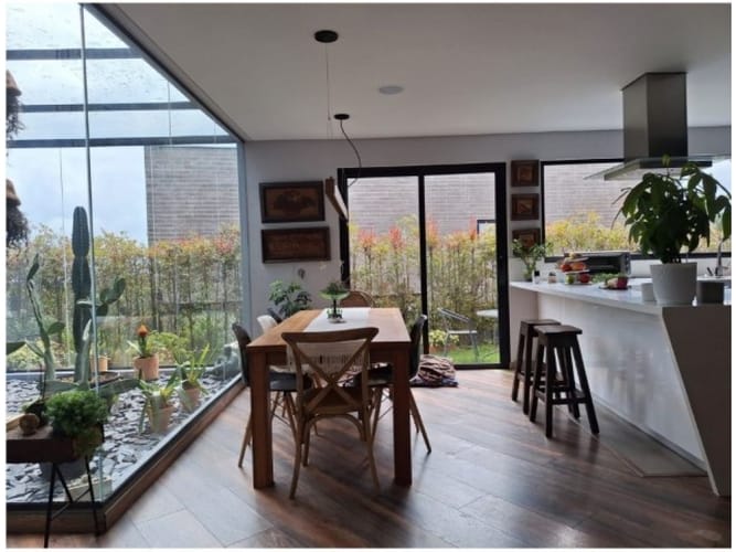 Casa de 4 alcobas en venta en Altos Del Escobero, Envigado, 286 m² · foto 20 de 24